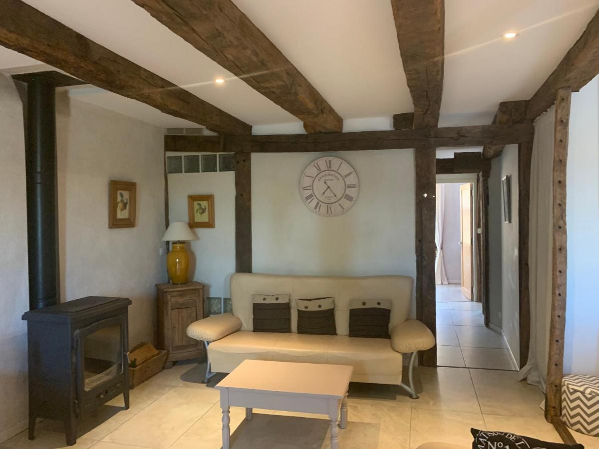 La Maison De Chloe Senouillac Bagian luar foto